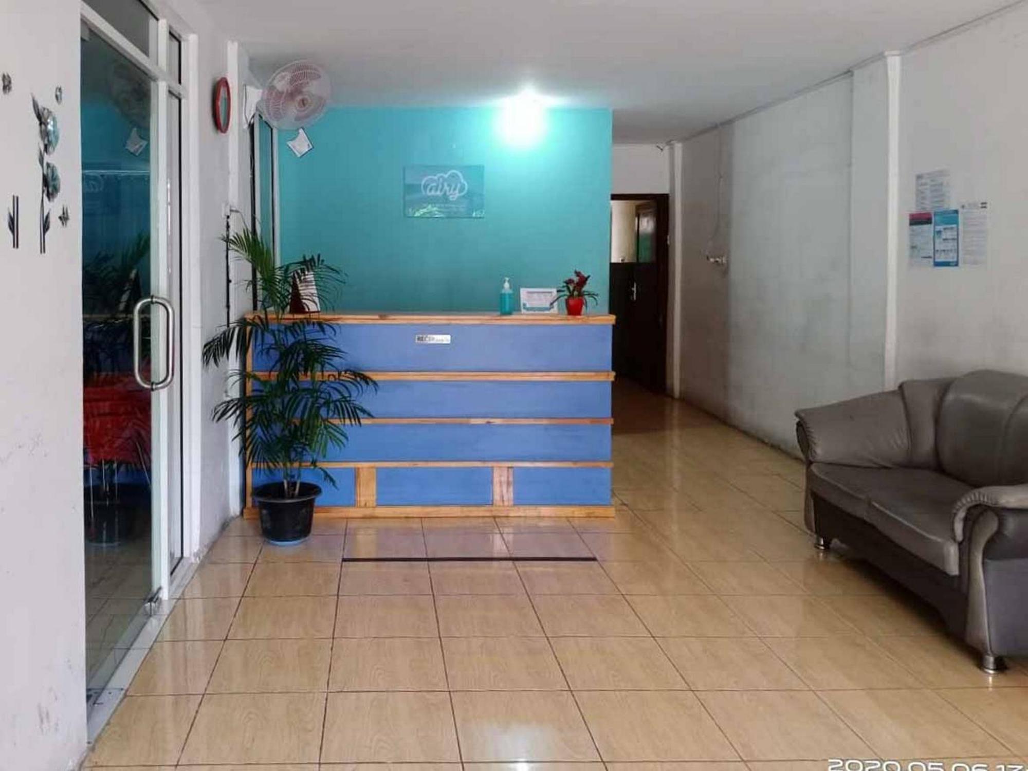 فندق Reddoorz At Jalan Japaris ميدان المظهر الخارجي الصورة
